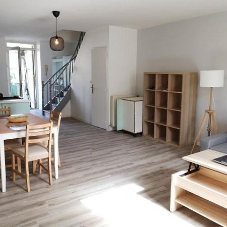 Grand T3 Confortable A 300 M De La Gare Périgueux Exteriör bild